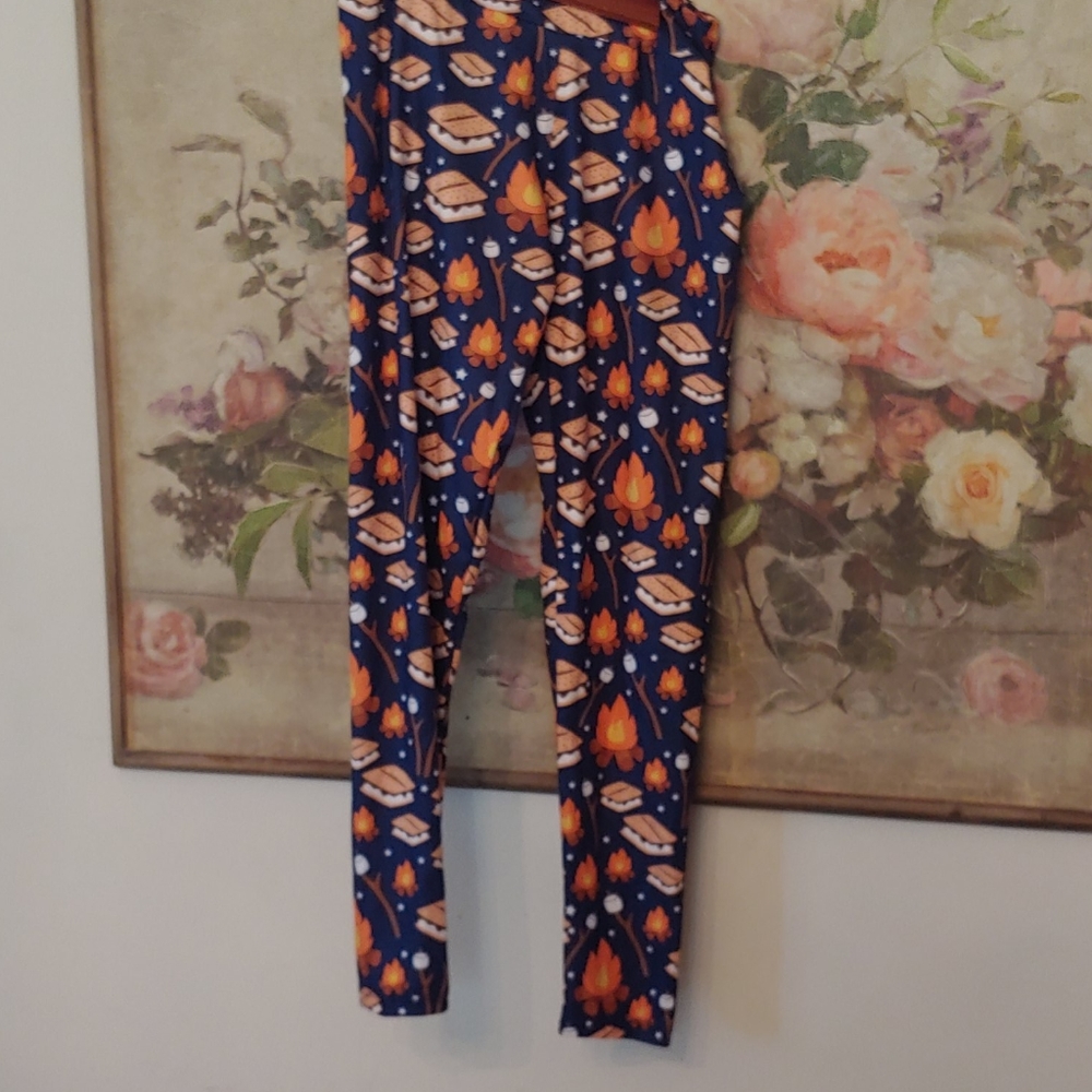 Campfire Smore Leggings